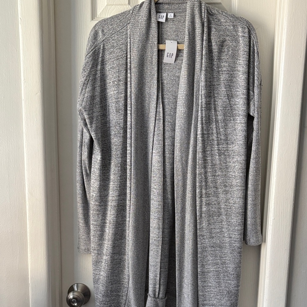 GAP Women's super soft cozy Heather Gray long Cardigan pockets NEW medium M